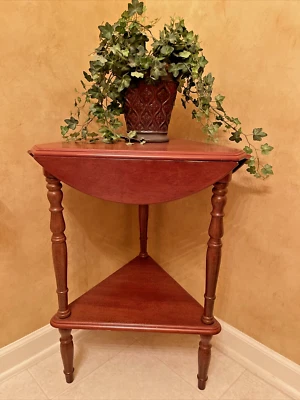 Vintage Powell Furniture Round / Triangle Drop-Leaf Side Table with Shelf 3 Leg - Image 1 of 4