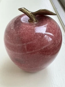 "Pisapapeles manzana roja piedra mármol pulido vástago de latón escritorio de profesor de colección 3,5""" - Imagen 1 de 9