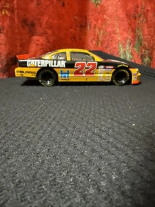 Racing Champions Ward Burton #22 Die Cast Car 1:24 Caterpillar Dodge W - Picture 1 of 8