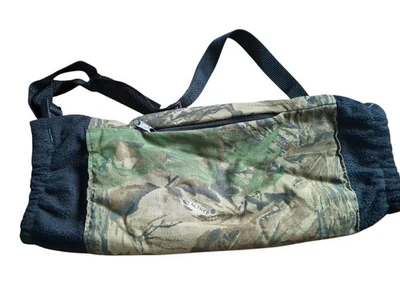 Realtree Cammo Waist Band/ Fanny Pack. Pouch For Hand Warmer, Hunting - Image 1 of 4