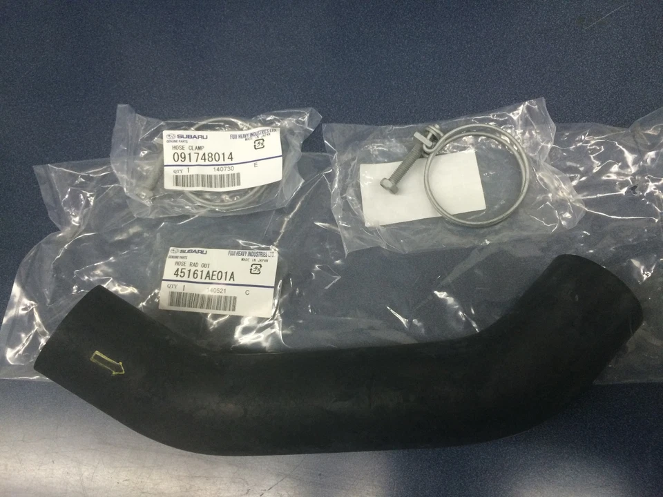 Kit de manguera y abrazadera de radiador inferior genuino OEM Subaru Legacy Outback Baja 2000-06 Foto 1 de 1