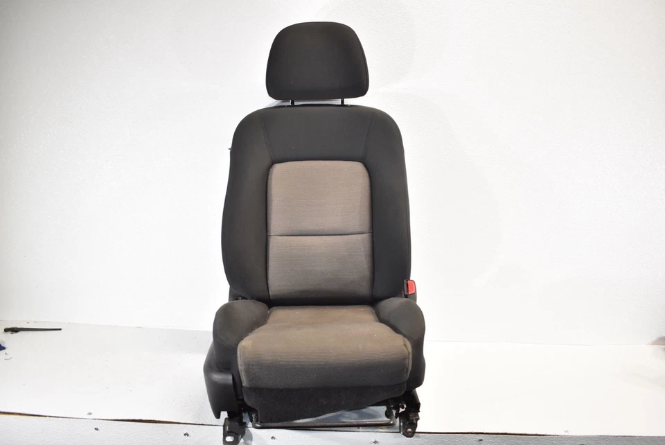 Subaru Legacy GT 2005 asiento de pasajero delantero derecho Foto 1 de 4