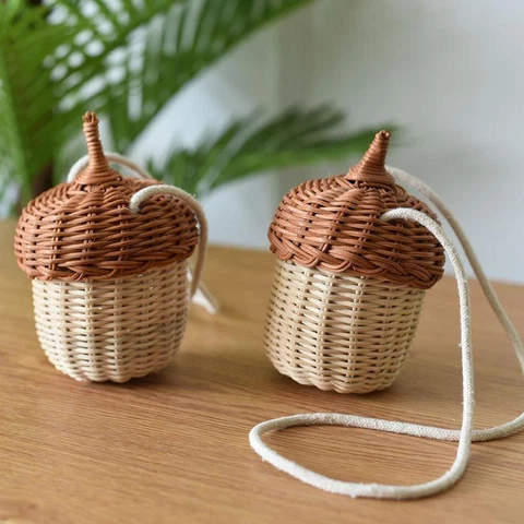 Rattan Basket Wicker Camping Picnic Basket Hand-woven Round Rattan Beach Bucket Cover
