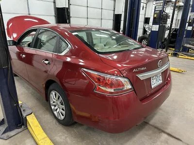 Condensador de aire acondicionado usado se adapta a: Nissan Altima 2015 grado A Foto 1 de 4
