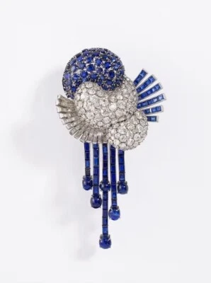 Excellent 18CT Baguette Blue & Round White Sapphire Fabulous Party Wear Brooch - Image 1 of 4