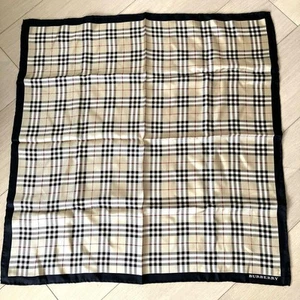 Sciarpa Burberry London inutilizzata seta 100% quadri beige nera 58x58 cm - Foto 1 di 4