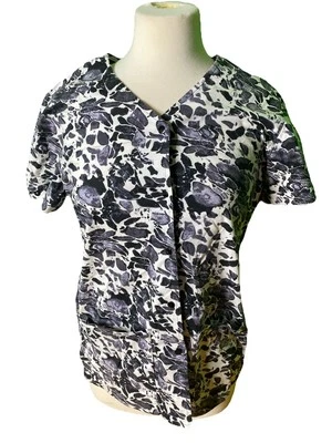 Blusa Médica Landau Blanco y Negro, Talla Pequeña Foto 1 de 4