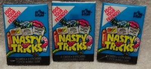 * Lote de TRES (3) - VINTAGE - Paquetes sin abrir - TRUCOS DESAGRADABLES - Tarjetas y pegatinas - Imagen 1 de 1