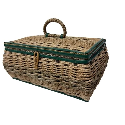 Cesta de Costura de Mimbre NATURAL Tejida Años 70 De Colección Verde Salvia Forrada Caja de Almacenamiento Foto 1 de 4