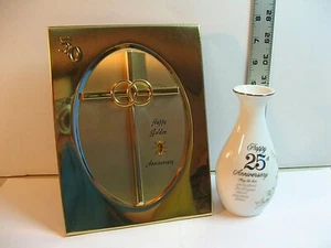 25TH ANNIVERSARY PORCELAIN VASE & 50TH ANNIVERSARY GIFT FRAME/BOTH IN GOOD COND. - Picture 1 of 9