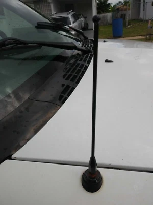 Mástil de antena de acero inoxidable negro de 7" radio AM/FM para Chevrolet Blazer 1992-2005 Foto 1 de 4
