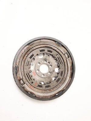 Schwungrad Smart FORTWO CABRIO 453 2810300105 0.9 66 KW 90 PS Benzin 09-2016 - Bild 1 von 3