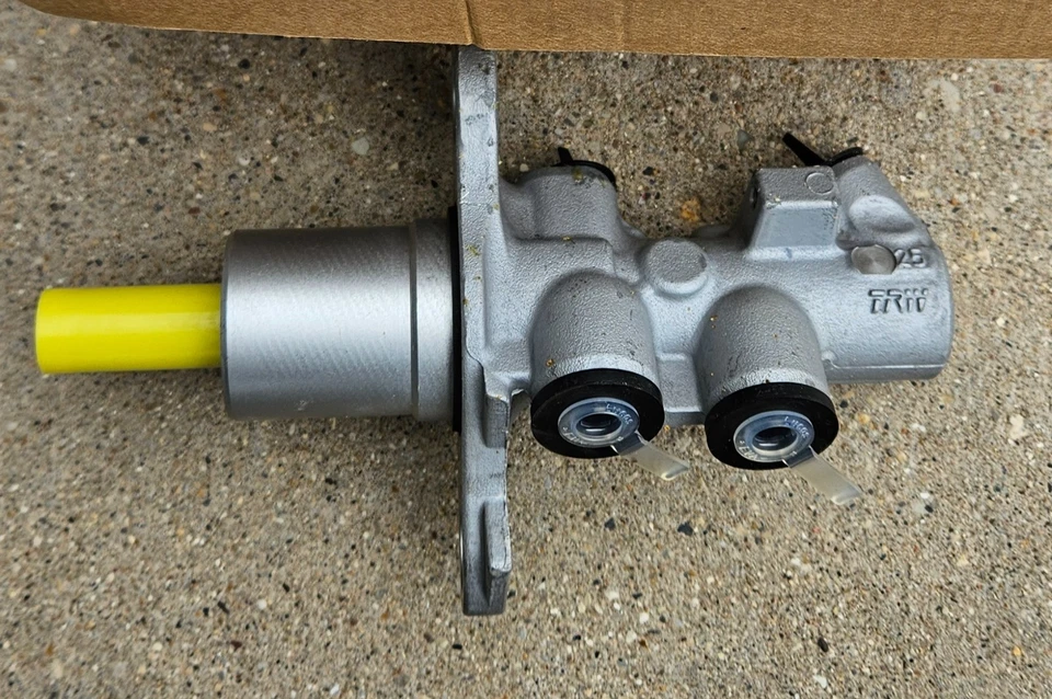 Cilindro maestro para Porsche Cayman S 2014 Foto 1 de 1