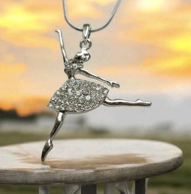 Filigrane Kette silberfarben Anhänger "Tänzerin " Strass/klar Modeschmuck - Bild 1 von 4