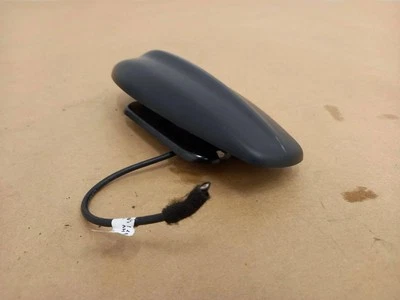 Land Rover Range Rover L405 2015 aerial GPS antenna 6h5219c089ac  Foto 1 de 4