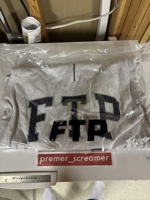 Chaqueta Sudadera FTP Arch Cuarto Cremallera Gris Ceniza FW19 Travis Barker - Talla Mediana Foto 1 de 4