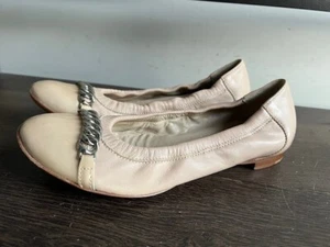 New Attilio Giusti Leombruni AGL Nude Chain Flats sz 36/6 - Picture 1 of 5
