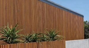 BLACKBUTT TIMBER SCREENING/BATTENS 40x40MM - Picture 1 of 1