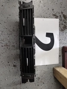 2006-2011 BMW E90 E92 325i 328i 330i 335i M3 Dash AC Air Vent Center conditioner - Picture 1 of 3