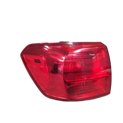 2017-2018 Kia Sedona Left Driver Taillight Quarter Mounted Incandescent OEM Part - Image 1 of 4