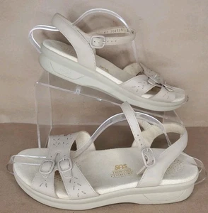 SAS Duo Womens Tripad Bone Sandals Leather Buckle Cutouts Sz 8.5 WW - Picture 1 of 6