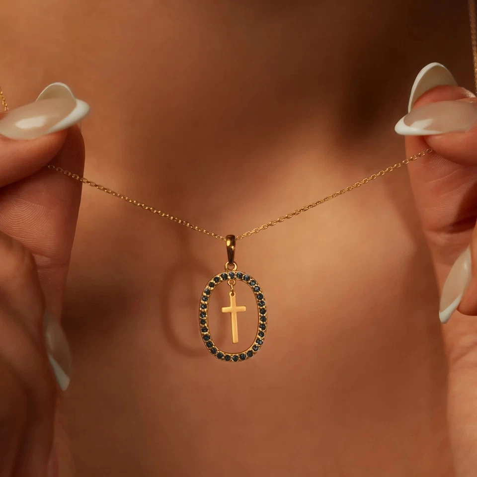 Colgante Cruz Zafiro Azul Simulado Corte Redondo 1.80 Ct Chapado en Oro Amarillo 14k Foto 1 de 4