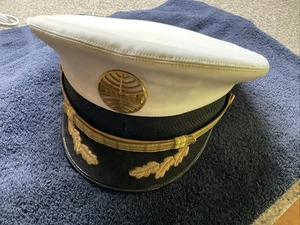 VINTAGE RARE PAN AM CAPTAIN AIRLINE PILOT VISOR WITH PANAM HAT BADGE M - 7 1/8 - Picture 1 of 17