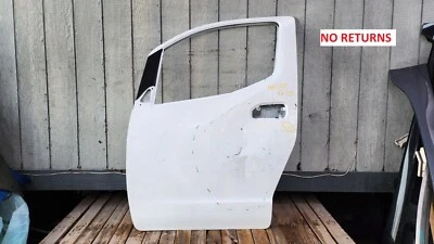 Carcasa puerta delantera izquierda Nissan NV200 2013 2014 2015 2016 2017 2018 2019 2020 Foto 1 de 4