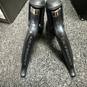 Shimano Ultegra ST-R8150 Di2 Shift/Brake Lever Set w/ Sprint Shifters - Picture 1 of 4