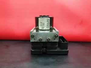 62J0 BE 2WD Suzuki Swift Mk2 ABS Pump 62J0BE2WD / X2T37871M1 / 06.2102-0385.4 - Picture 1 of 8