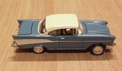 CORGI CLASSICS 1:43 1957 CHEVY BEL AIR BLUE WHITE , DIECAST - Image 1 of 4