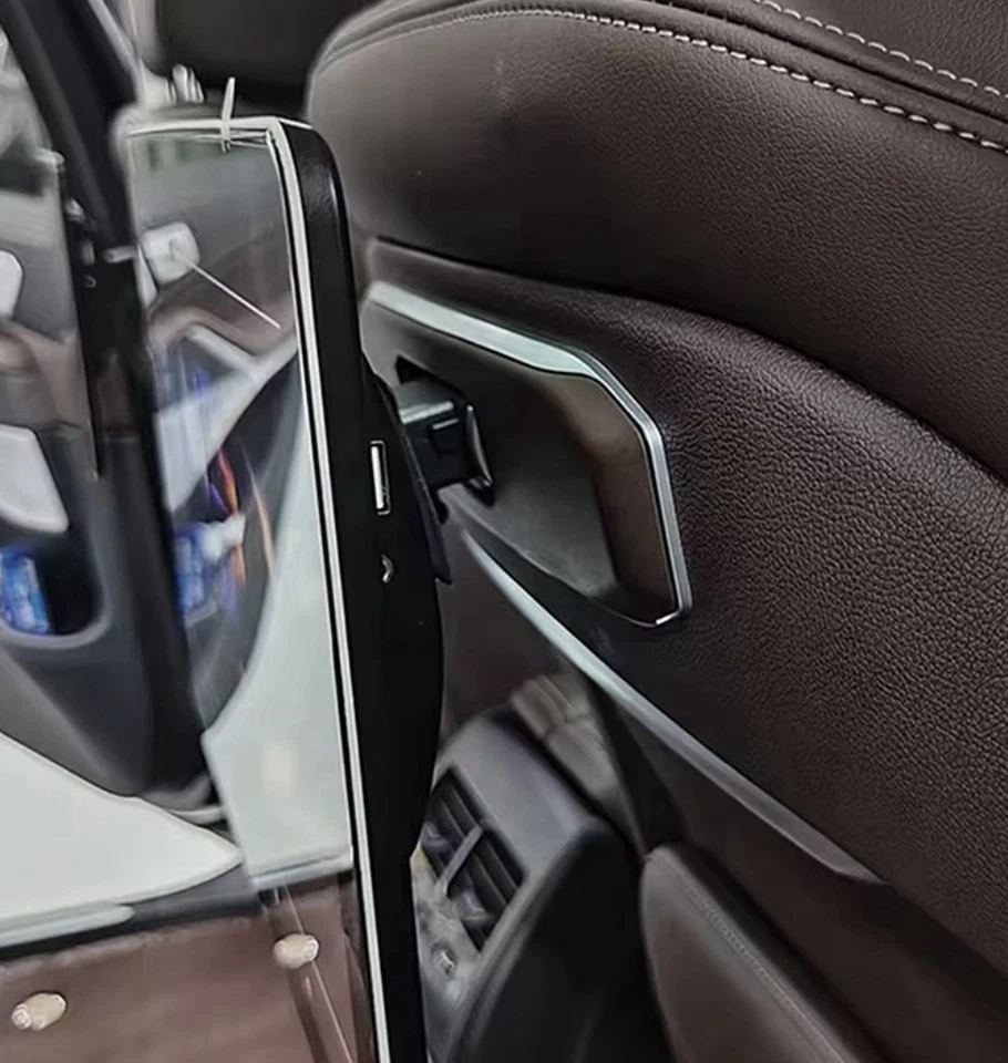 BMW X5/X6/X7 Series G05 G07 G60 Rear Entertainment Android Screen Plug and Play - Image 1 of 4