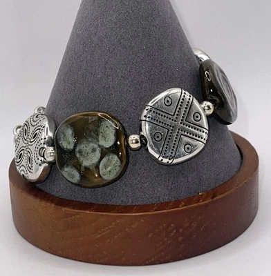 Brighton Kazuri 手镯银色和陶瓷圆形链接部落漩涡点 7-8 英寸 — 第 1/4 张图片