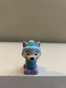 SPIN MASTER Paw Patrol 2 Inch Everest Series 1 Mini Figure Rare HTF - Picture 1 of 5