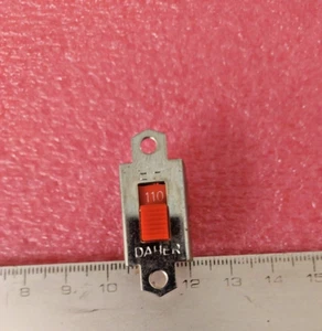 1Pcs DAHER DH Slide switch Pos: 110V - 220V - Imagen 1 de 4