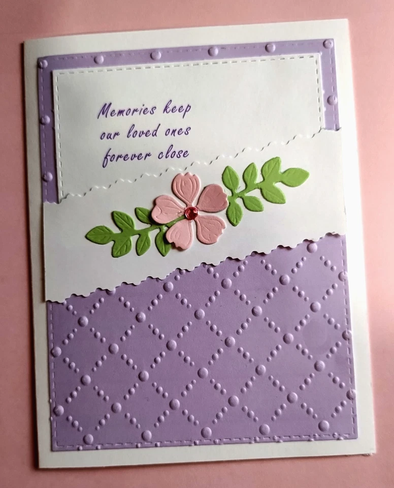 Tarjeta de condolencia por pérdida de madre o padre con versículo personalizado en el interior Foto 1 de 4