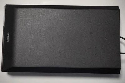 Epson Perfection V600 Photo Scanner For Parts / Not Working As Is READ - Image 1 of 4