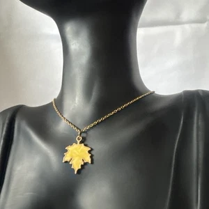 New Moonlit Yellow Leaf 18K Gold Coated Chain Necklace in Gift Box 18" - Picture 1 of 6