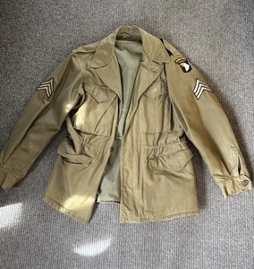 WW2 Vintage M43 Field Jacket - Original Airborne patch and sergeant’s Stripes - Picture 1 of 20