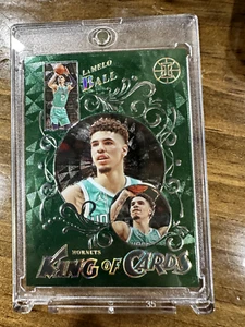 2021-22 Illusions Lamelo Ball King Of Cards verde esmeralda SP impresión corta avispones - Imagen 1 de 2