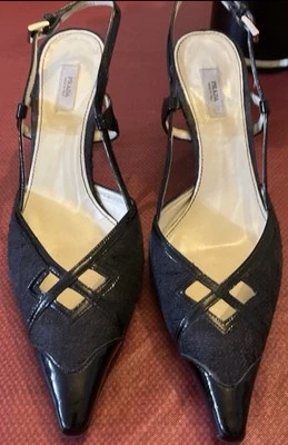 Zapatos de salón Prada de cuero con tacón de gatito negro azul talla 37 EE. UU. 6,5 Foto 1 de 4