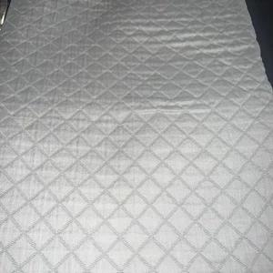 Matouk Queen Coverlet Elliot Diamond Silver Cotton New USA - Picture 1 of 4