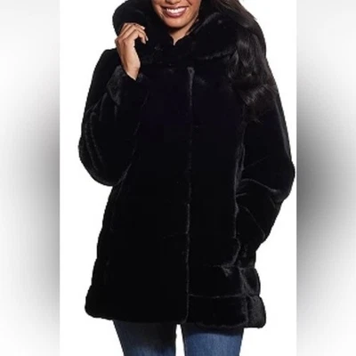 CHAQUETA ABRIGO GALLERY NEW YORK CHIC CON CAPUCHA ACANALADA DE PIEL SINTÉTICA TALLA PEQUEÑA  Foto 1 de 4