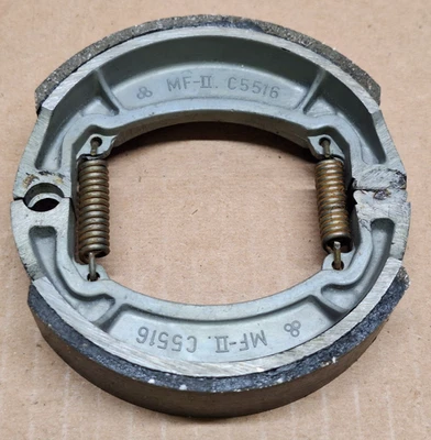 1962 1963 YAMAHA MJ2T TRAIL OMAHA 55 OEM SAPATOS DE FREIO DIANTEIRO TRASEIRO - Imagem 1 de 4