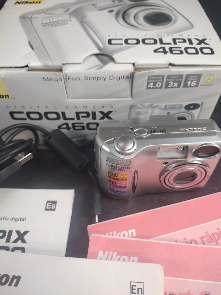 Nikon Coolpix 4600 Digital Camera 4.0MP 3x Zoom W Box, Cord, Tested Works - Image 1 of 4