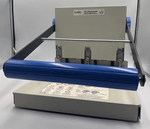 CARL XHC-3300 Punzone industriale capacità 300 fogli 3 fori - Foto 1 di 4