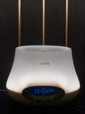 Lumie Bodyclock Iris 500. Aromatherapy And Alarm Clock With Remote Control. - Image 1 of 4