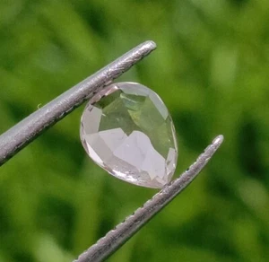 0.8 Carat Eye To Loupe Clean Pear Shape Brilliant Cut Pink Color Topaz Gemstone - Picture 1 of 5