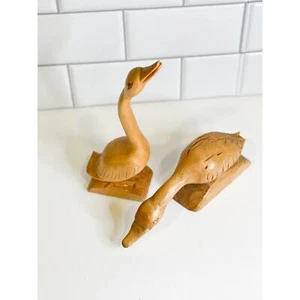Juego de patos MCM de madera tallada a mano | Moderno de mediados de siglo | Juego de patos de madera | Vintage - Imagen 1 de 4