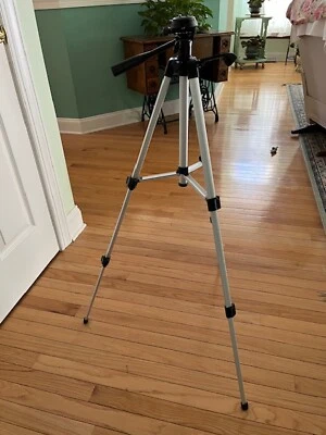 Trípode para cámara/videocámara Digital Concepts TR10 50" Foto 1 de 3